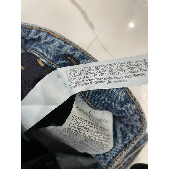 Massimo Dutti Women’s Button Fly Straight Leg Mid wash Denim Jeans Size 4 - Picture 13 of 16